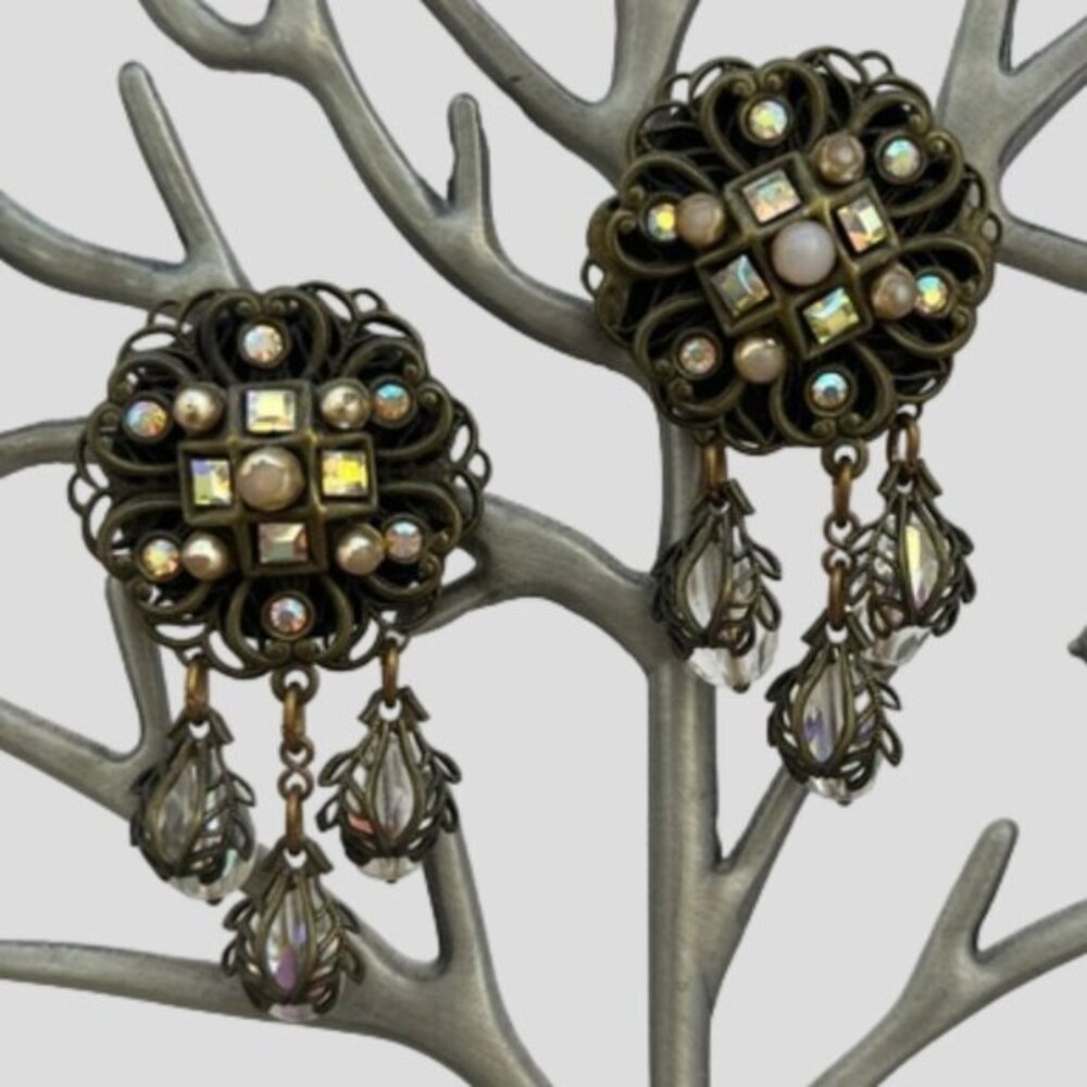 Vintage Banana Bob Bronze Iridescent Stone Dangle Clip On Earrings